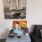Lägenhet Petit Nid Douillet Au 2eme Etage *