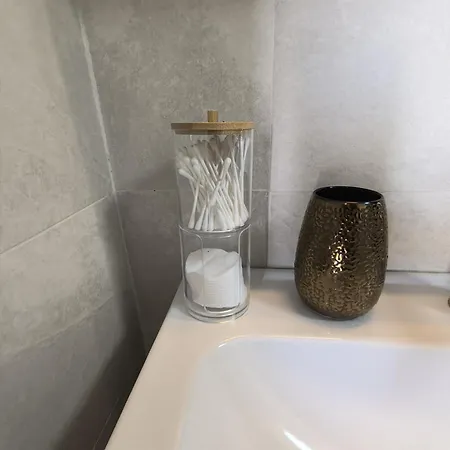 Petit Nid Douillet Au 2eme Etage Lejlighed