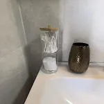 Petit Nid Douillet Au 2eme Etage Lejlighed